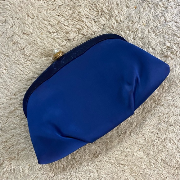 Vintage blue satin clutch - Picture 1 of 4